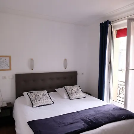 Hotel L'amiral 3*