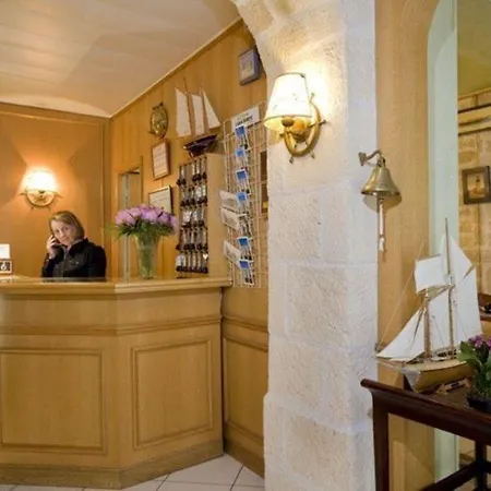 L'amiral Hotel 3*