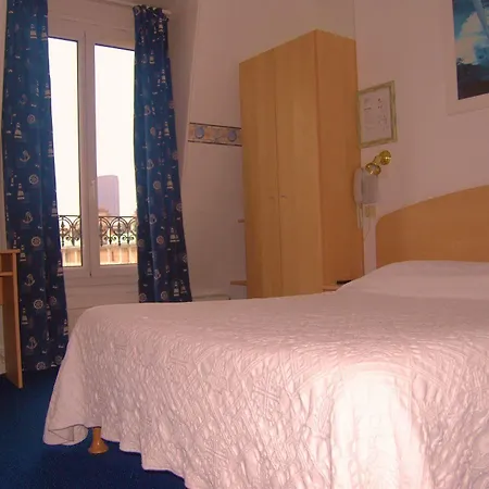 Hotel L'amiral 3*